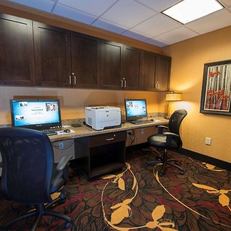 Hampton Inn & Suites Bismarck Northwest Zewnętrze zdjęcie