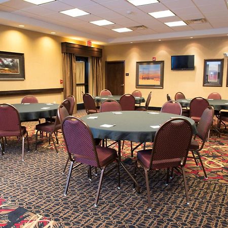 Hampton Inn & Suites Bismarck Northwest Zewnętrze zdjęcie