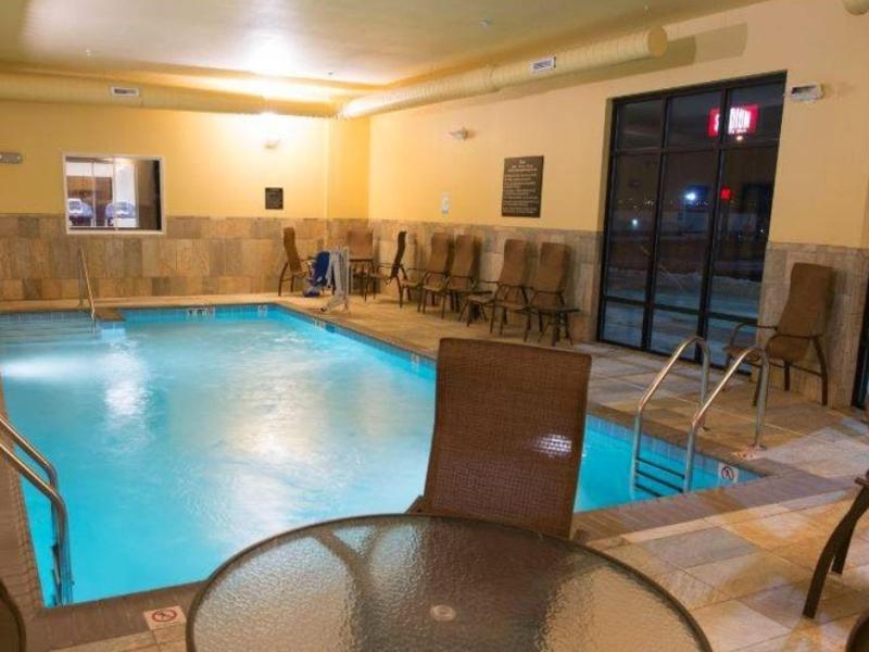 Hampton Inn & Suites Bismarck Northwest Zewnętrze zdjęcie