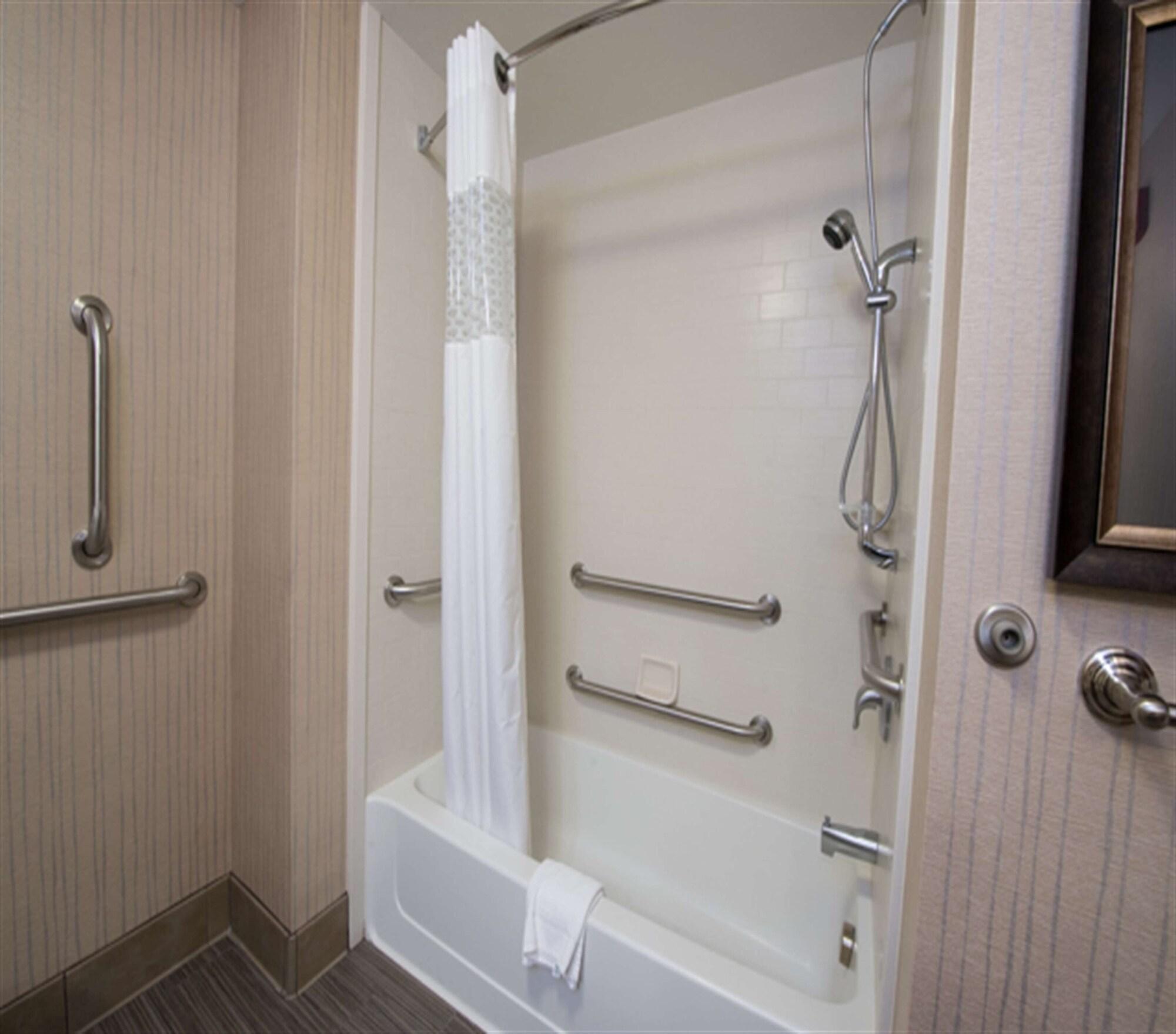 Hampton Inn & Suites Bismarck Northwest Zewnętrze zdjęcie