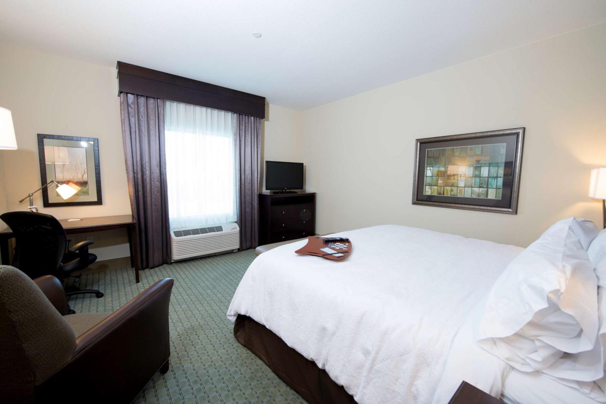 Hampton Inn & Suites Bismarck Northwest Zewnętrze zdjęcie