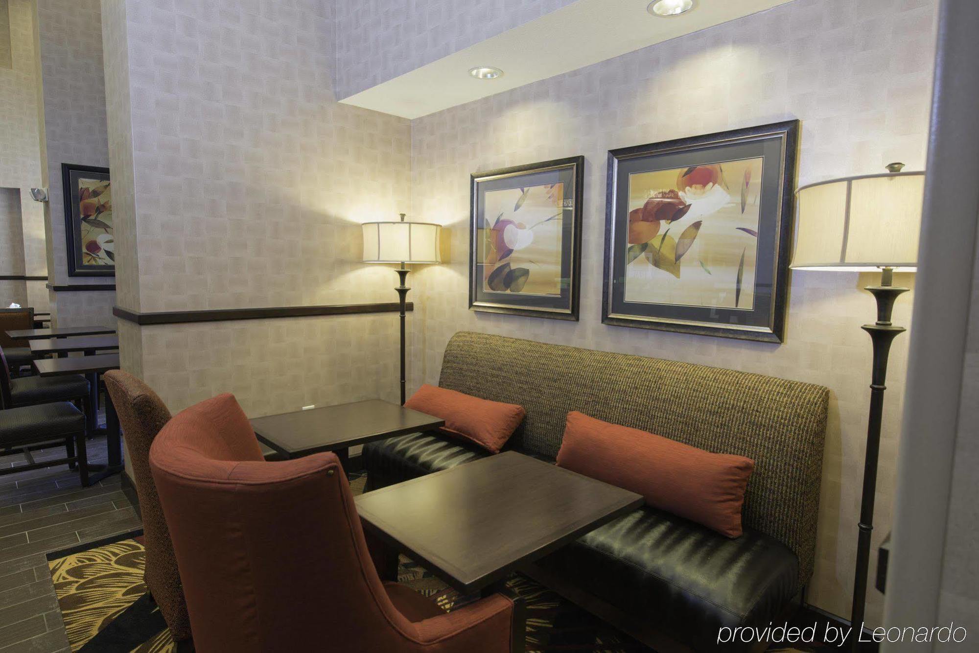 Hampton Inn & Suites Bismarck Northwest Zewnętrze zdjęcie