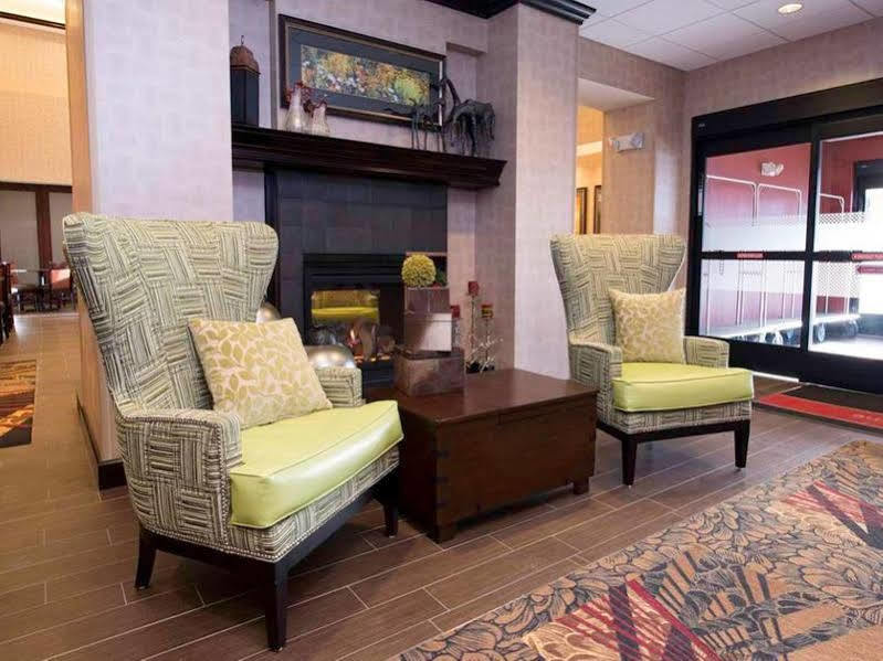 Hampton Inn & Suites Bismarck Northwest Zewnętrze zdjęcie